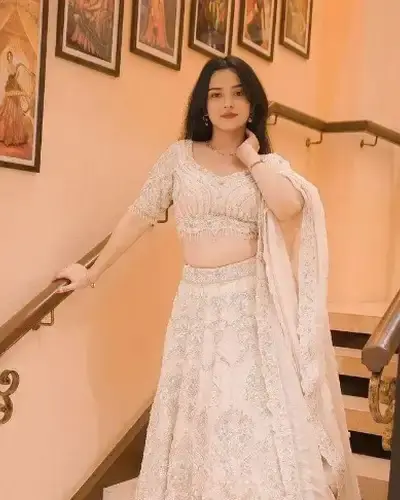 Escort Talaja